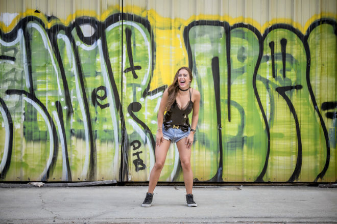 Fun Senior Photography Experience - Tampa St Petersburg, Florida - High School Senior Portait Photography - Behind The Scenes Portfolio - Brian K Crain Photography